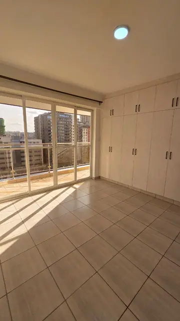 4 Bedroom Apartment For Sale In Parklands, Nairobi Off Batu Batu Road — photo 13