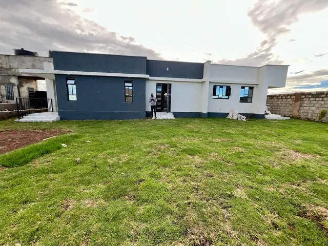 3 Bedroom Bungalow For Sale In Juja, Thika Road — photo 1