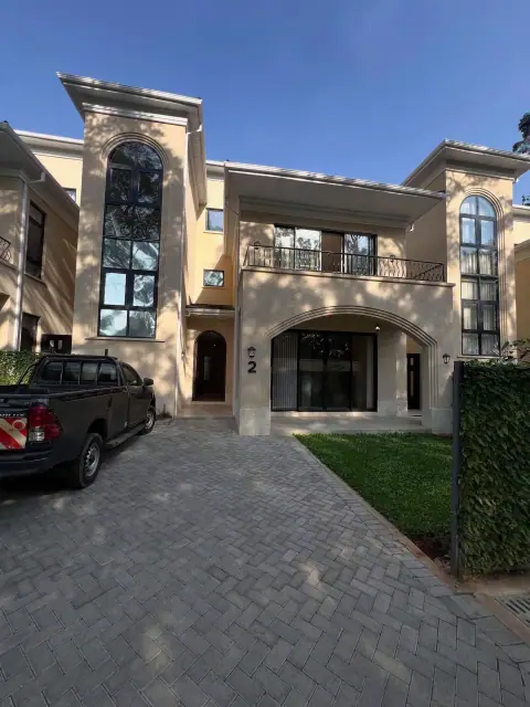 5 Bedroom Villa For Sale In Lavington