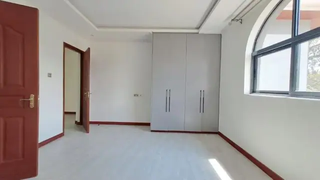 5 Bedroom Townhouse For Rent In Lavington, Nairobi — photo 17