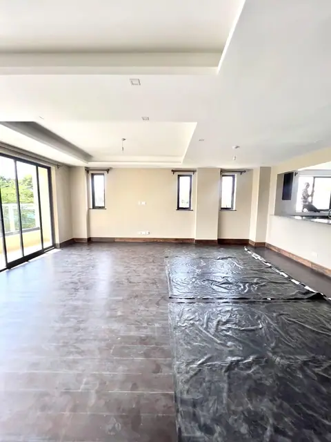 4 bedroom duplex for sale in Lavington — photo 3