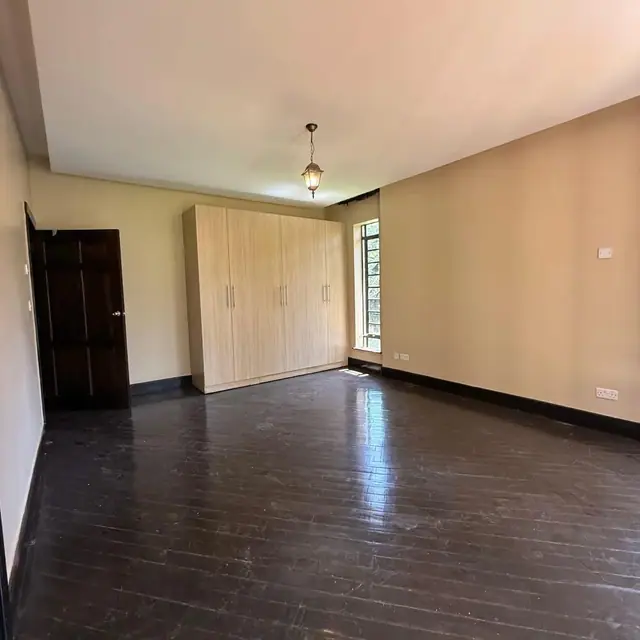 5 Bedroom Townhouse For Sale In Karen, Nairobi — photo 8
