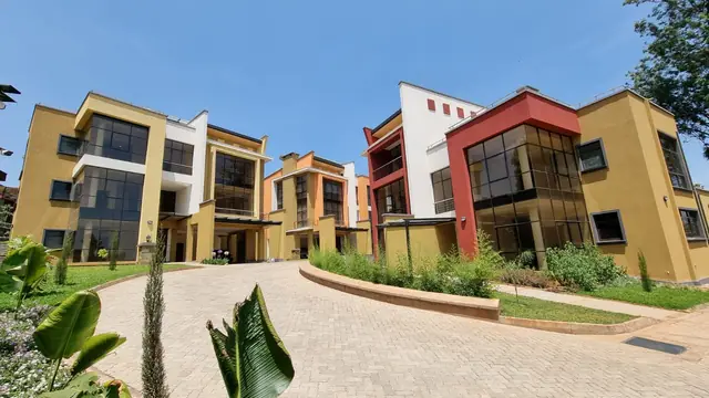 5 Bedroom Townhouse For Rent In Lavington, Naushad Merali Dr — photo 1