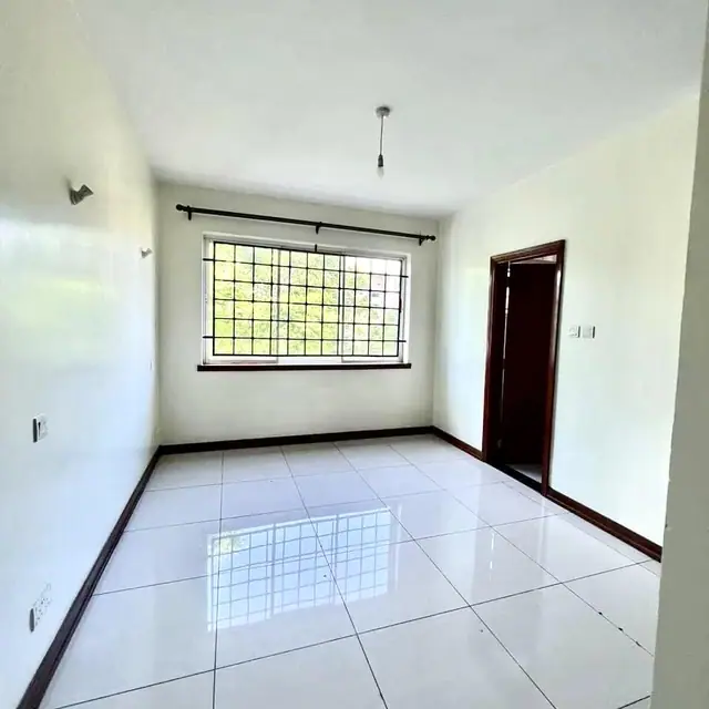 Lady In White – 3 & 4 bedroom Apartment For Rent in Westlands, 4 Rhapta Road, Nairobi — photo 5