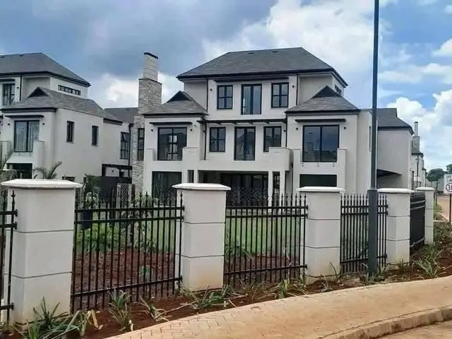 5 Bedroom Townhouse For Sale In Runda, Nairobi — photo 3