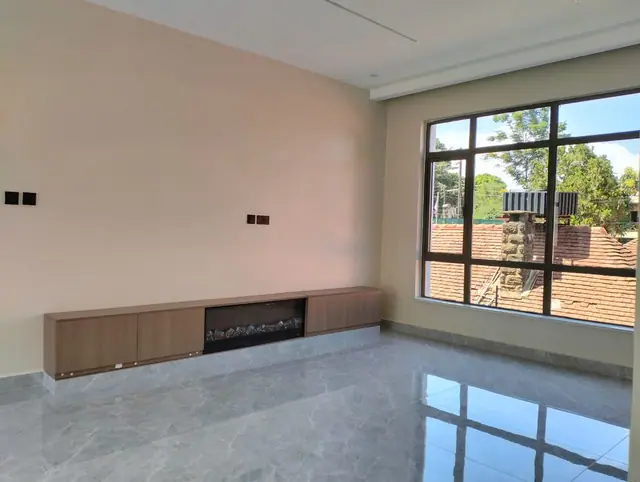 6 Bedroom Villa For Sale In Lavington, Nairobi — photo 8