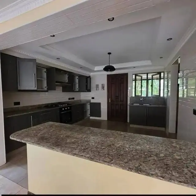 5 Bedroom Townhouse For Rent In Lavington, Nairobi — photo 3