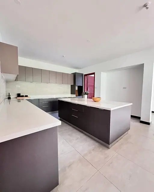 5 Bedroom Townhouse For Sale In Karen, Nairobi — photo 4