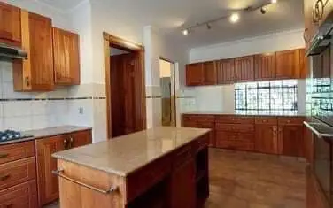 4 Bedroom Townhouse For Rent In Westlands Spring Valley, Peponi road — photo 6