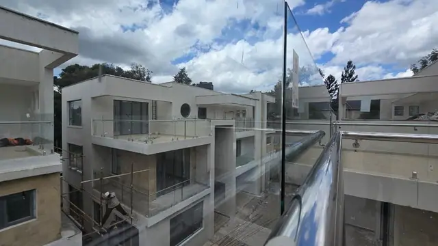 5 Bedroom Villa For Sale In Lavington, Convent Dr — photo 8