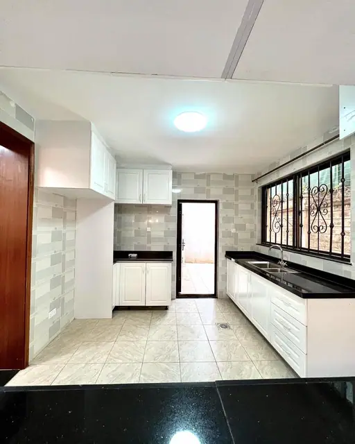 Chalbi Spring Villas – 5 Bedroom Townhouse For Sale In Lavington , Nairobi Off Chalbi Drive — photo 6