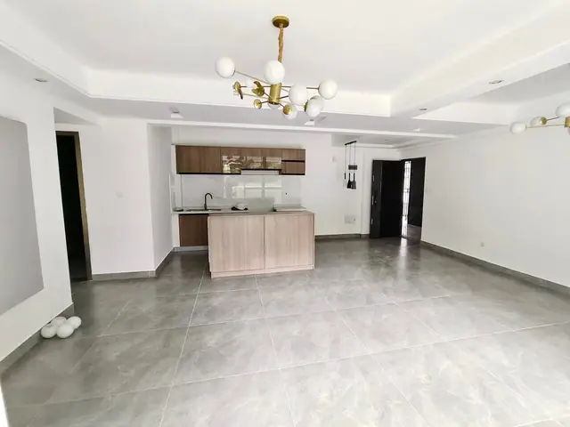 2 Bedroom With Dsq For Rent In Riverside Drive — photo 4
