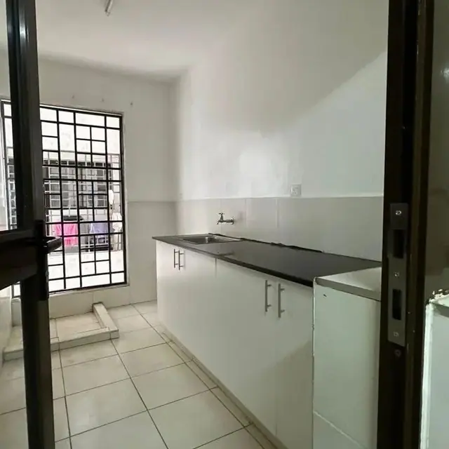 3 bedroom with Dsq For Rent in Kilimani, Nairobi — photo 3