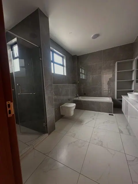 5 Bedroom Townhouse For Rent In Lavington, Nairobi — photo 17