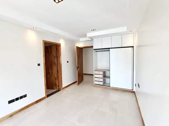 Oakland Residencies. 4 Bedroom Apartment For Sale in Westlands Nairobi — photo 7