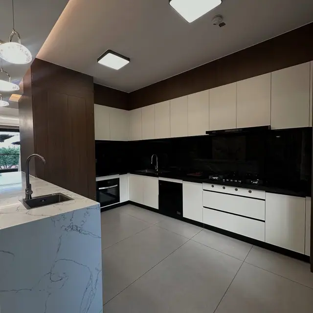 3 Bedroom Apartments For Sale In Kilimani, Nairobi — photo 1