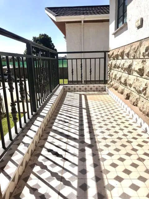 4 bedroom townhouse with DSQ for sale in Ruiru, Kiambu — photo 16