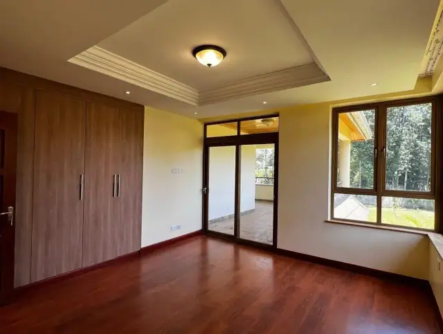Luxurious 5 Bedroom Townhouse For Sale In Karen, Nairobi 5 Minutes Drive From The Hub Mall — photo 16