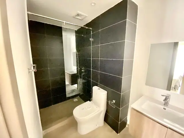 3 Bedroom Apartment For Sale in South C — photo 7