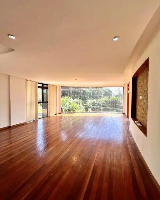 4 Bedrooms Duplex For Sale In Westlands, Nairobi — photo 3