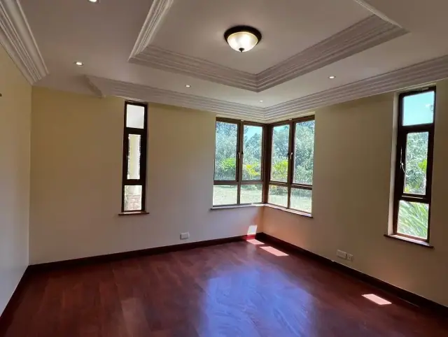 Luxurious 5 Bedroom Townhouse For Sale In Karen, Nairobi 5 Minutes Drive From The Hub Mall — photo 11