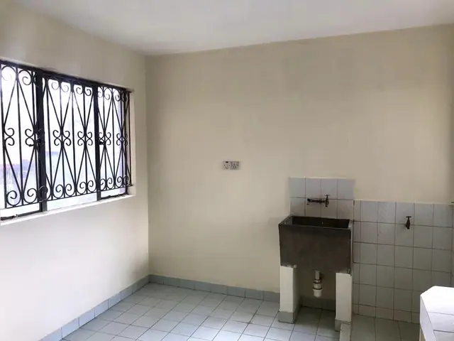 4 Bedroom Apartment For Rent In Kileleshwa Ksh 110,000 — photo 13