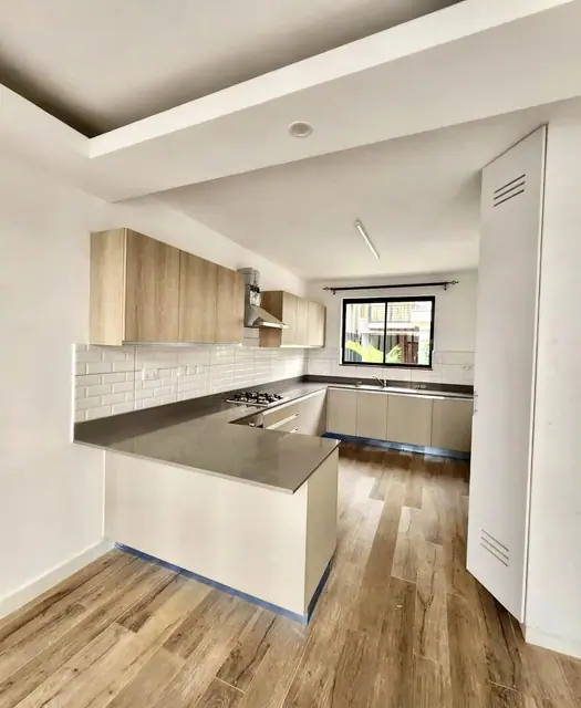 4 bedroom townhouse for sale in Loresho — photo 7