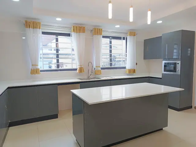 5 Bedroom Townhouse for Sale in Runda off Kiambu road at Ksh 85,000,000 — photo 6