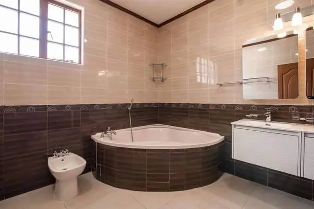 7 Bedroom Townhouse For Rent In Karen, Nairobi Windy Ridge — photo 13