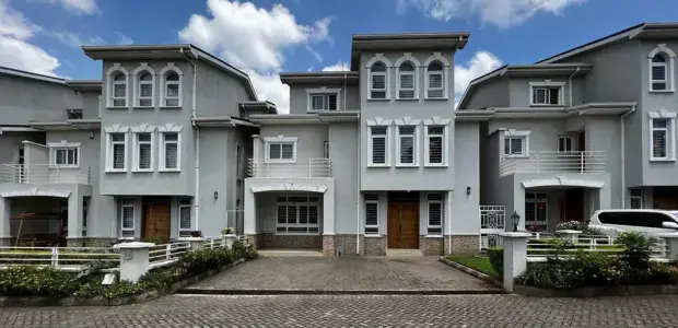 5 Bedroom Townhouse For Sale In Lavington off Convent Dr — photo 14