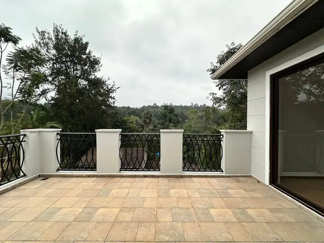 4 Bedroom Townhouse For Sale In Springvalley, Peponi Road — photo 18