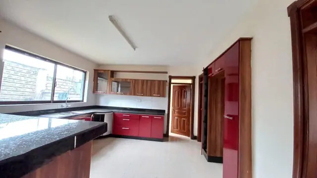 5 Bedroom townhouse with DSQ for sale in Westlands Brookside, Nairobi — photo 4