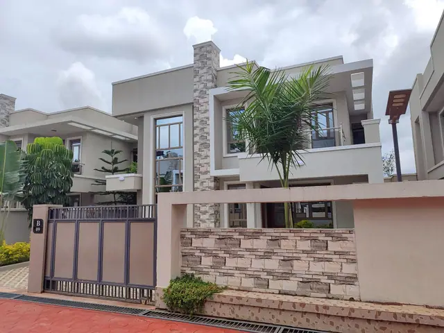 4 Bedroom Bungalow For Sale In Ruiru, Kamakis — photo 2
