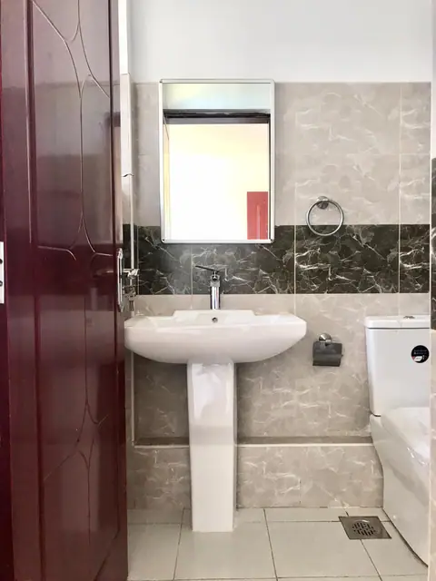 4 bedroom townhouse with DSQ for sale in Ruiru, Kiambu — photo 11