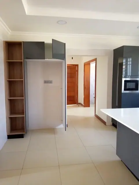 4 Bedroom Villa For Rent In Runda Off Kiambu Road — photo 17