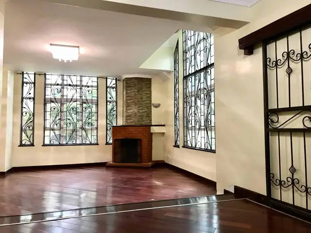 5 Bedroom Townhouse For Rent In Lavington, Isaac Gathanju road — photo 12