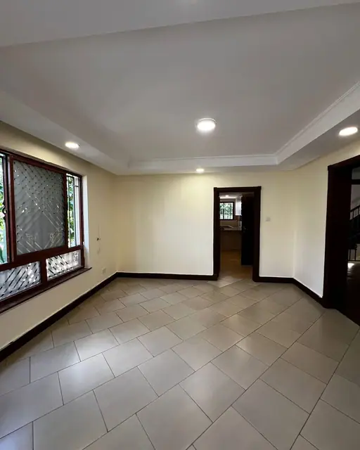 5 Bedroom Townhouse For Rent In Spring Valley, Shanzu Road — photo 5