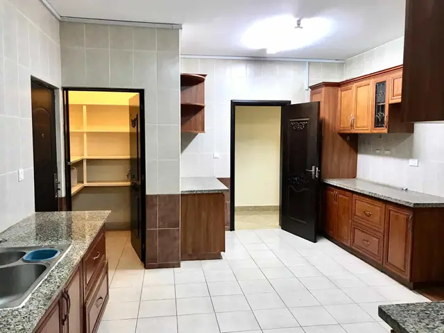 5 Bedroom Townhouse For Rent In Lavington, Isaac Gathanju road — photo 4