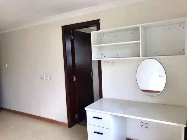 3 bedroom apartment with Dsq for sale in Ruaka — photo 10