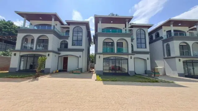 5 Bedroom Townhouse For Rent In Lavington, Nairobi — photo 1