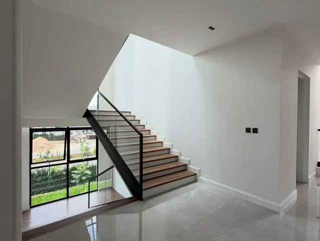 5 Bedroom Villa For Sale In Runda — photo 10