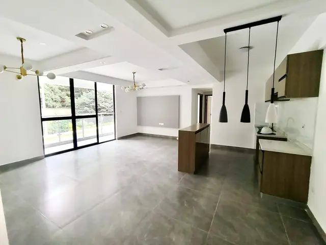 2 Bedroom With Dsq For Rent In Riverside Drive — photo 1