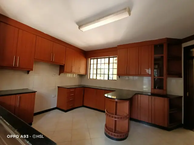 Block Of Townhouse For Sale In Kileleshwa, Nairobi — photo 29