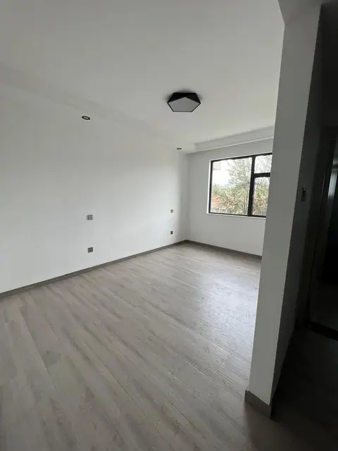 3 Bedroom With Dsq For Rent In Kilimani, Nairobi — photo 9