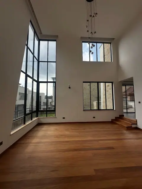 5 Bedroom Townhouse For Rent In Lavington, Nairobi — photo 3