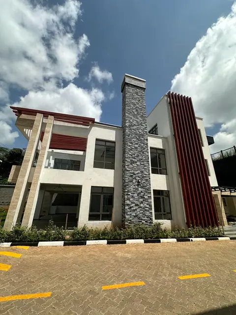 6 Bedroom Villa For Sale In Lavington, Nairobi — photo 15