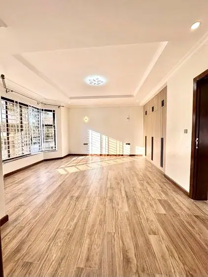 4 Bedroom Townhouse For Sale In Karen, Nairobi Off Langata Road — photo 5