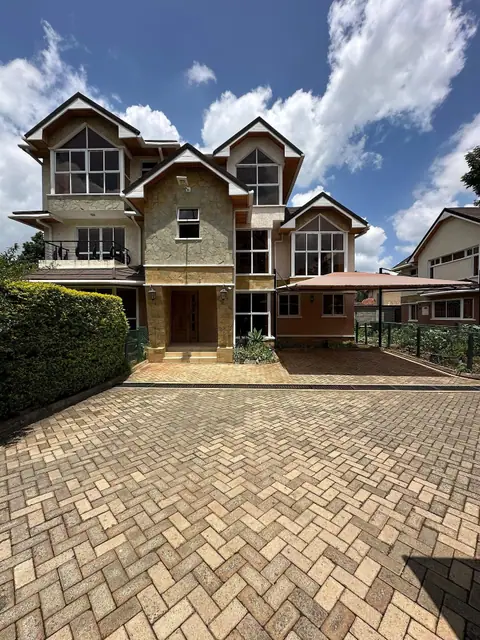 5 Bedroom Townhouse For Sale In Lavington, Nairobi — photo 1