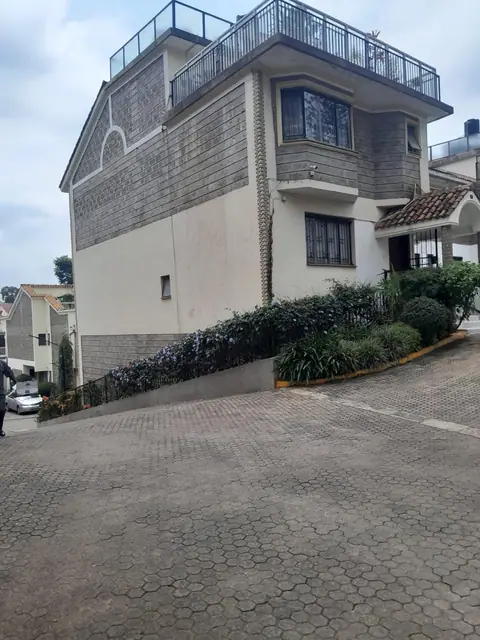 4 Bedroom Townhouse For Sale In Brookside Westlands,Nairobi — photo 3