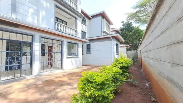 5 Bedroom Townhouse For Rent In Lavington, Nairobi — photo 3